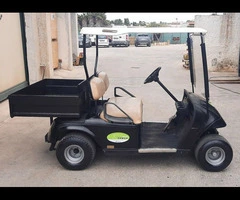 GOLF CAR
