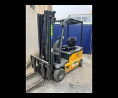 CARRELLO ELEVATORE